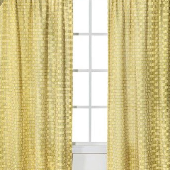 Room Essentials Yellow & White Curtain (84x48)